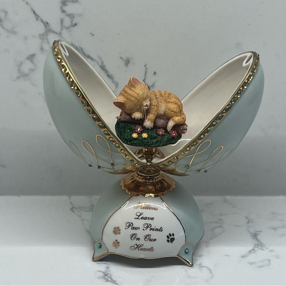 Kitten Dreams Ardleigh Elliot Pur-fect Pals Music Box Heirloom Porcelain # A2923